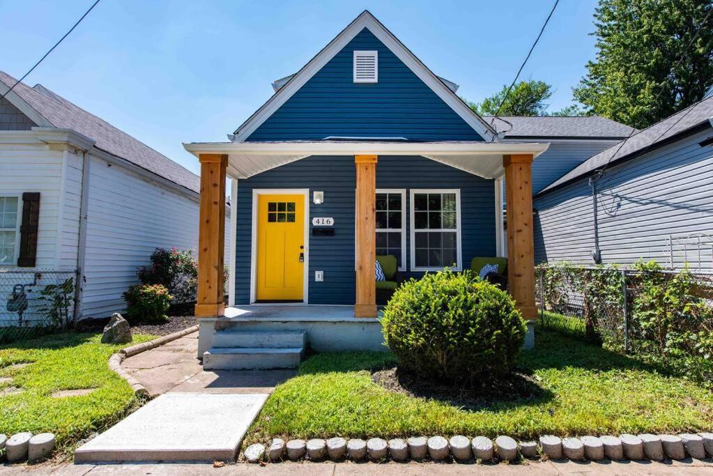 Newly Renovated 3 Bedroom Shelby Park Home **Free Parking** ลุยส์วิลล์ ภายนอก รูปภาพ